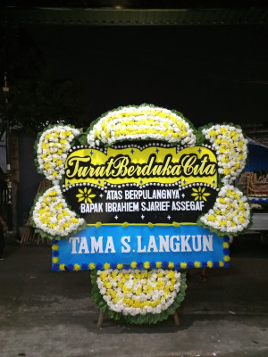 Papan Bunga Duka di Pineleng